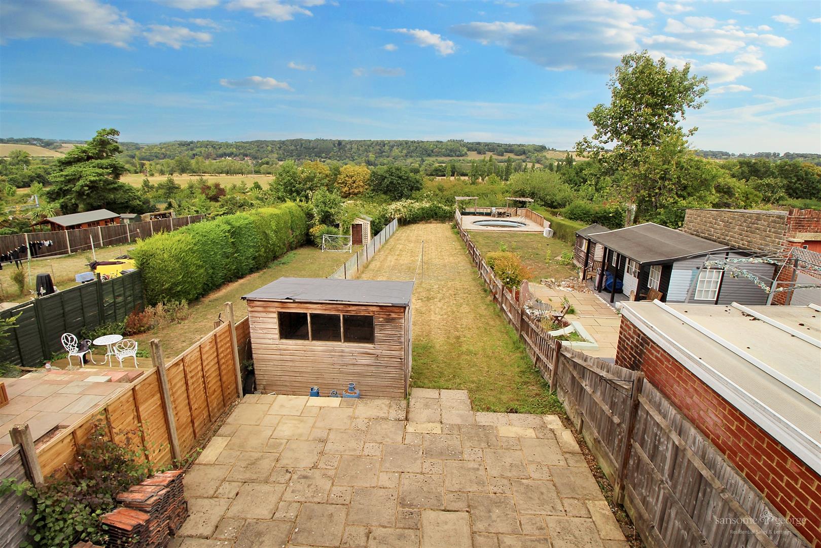 3 bed property in Glebe Road, Reading